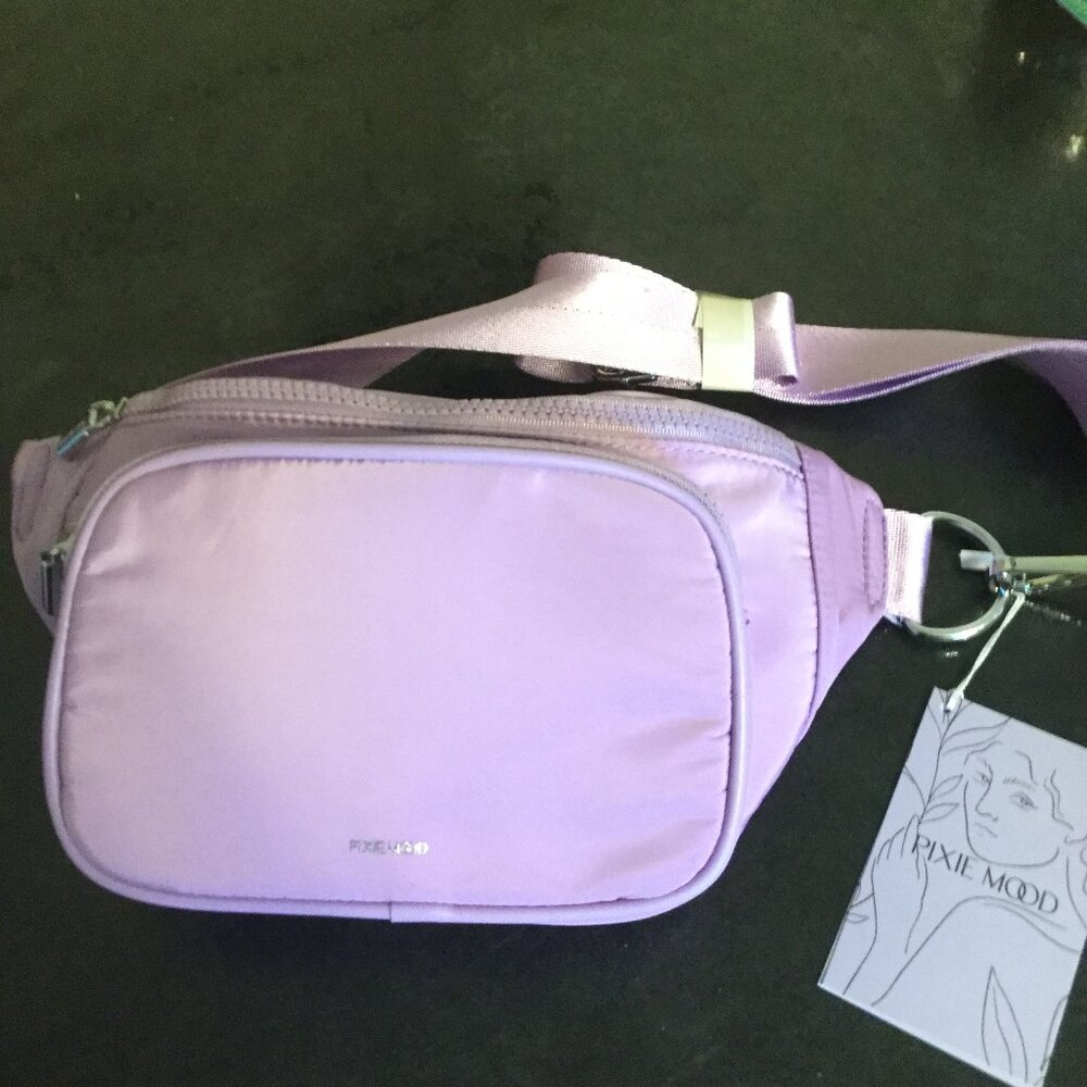 NWT  Pixie Mood Aaliyah fanny pack  Lavender nylon fabric has inside pockets